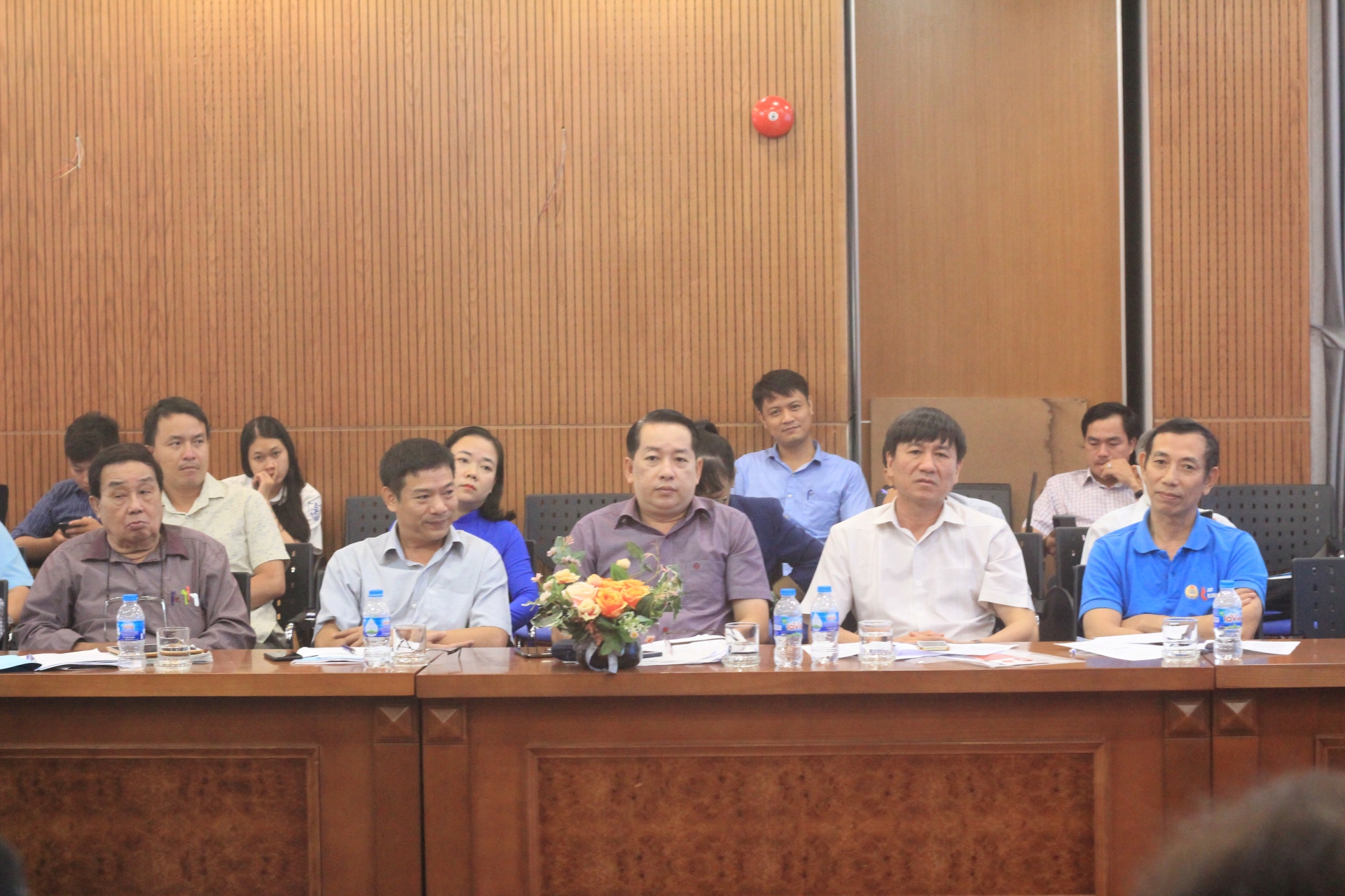 Kết nối công đoàn và các tổ chức hội để bảo vệ tốt nhất quyền và lợi ích người lao động Kết nối công đoàn và các tổ chức hội để bảo vệ tốt nhất quyền và lợi ích người lao động