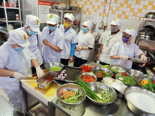 Chăm lo, định hướng nghề nghiệp cho lao động nữ Chăm lo, định hướng nghề nghiệp cho lao động nữ