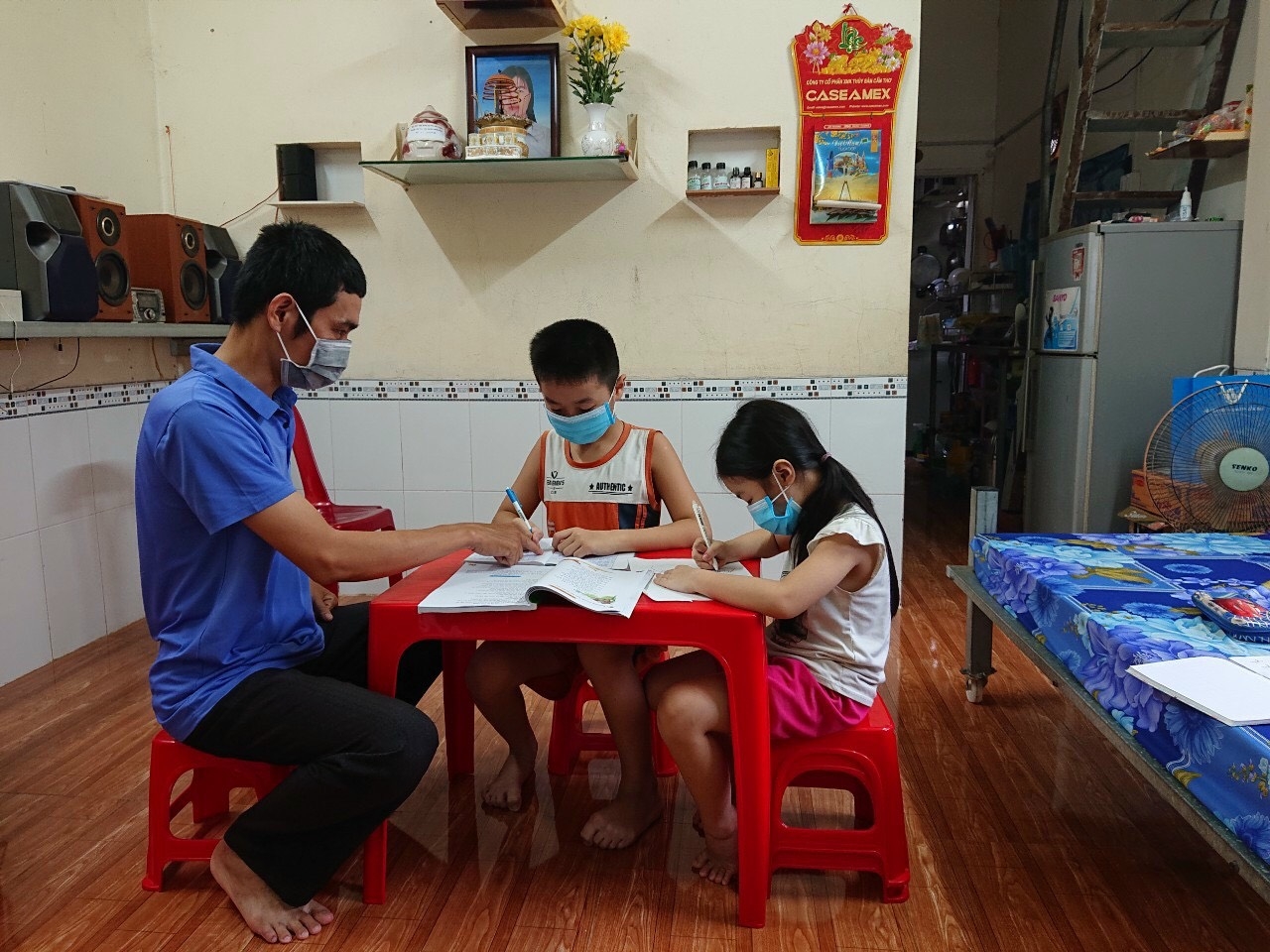 LĐLĐ TP. Cần Thơ tặng sổ tiết kiệm cho con đoàn viên tử vong vì Covid -19 LĐLĐ TP. Cần Thơ tặng sổ tiết kiệm cho con đoàn viên tử vong vì Covid -19