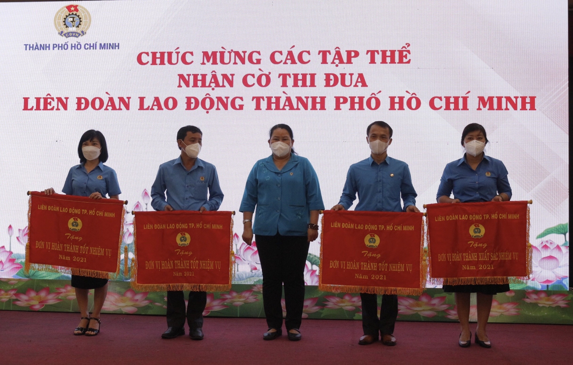 LĐLĐ TP HCM nỗ lực vượt khó, chăm lo cho đoàn viên, người lao động LĐLĐ TP HCM nỗ lực vượt khó, chăm lo cho đoàn viên, người lao động