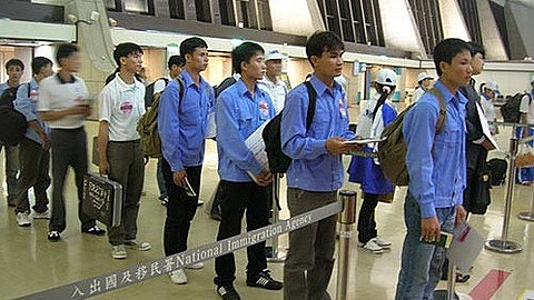 Trên đường đi làm ở Ma Cao, một lao động 9X Nghệ An bị ô tô tông tử vong tren duong di lam o ma cao mot lao dong 9x nghe an bi o to tong tu vong