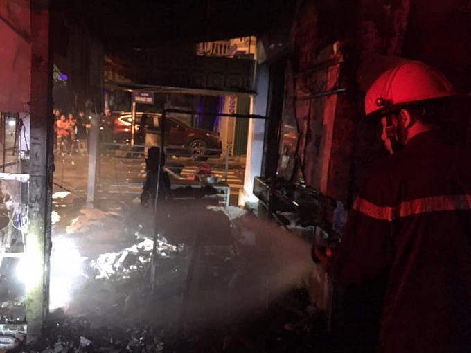 chay ki ot lam toc luc rang sang 3 nguoi thoat chet trong gang tac