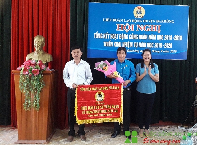 Thầy giáo vùng cao Quảng Trị nhiệt huyết với hoạt động công đoàn thay giao vung cao quang tri nhiet huyet voi hoat dong cong doan