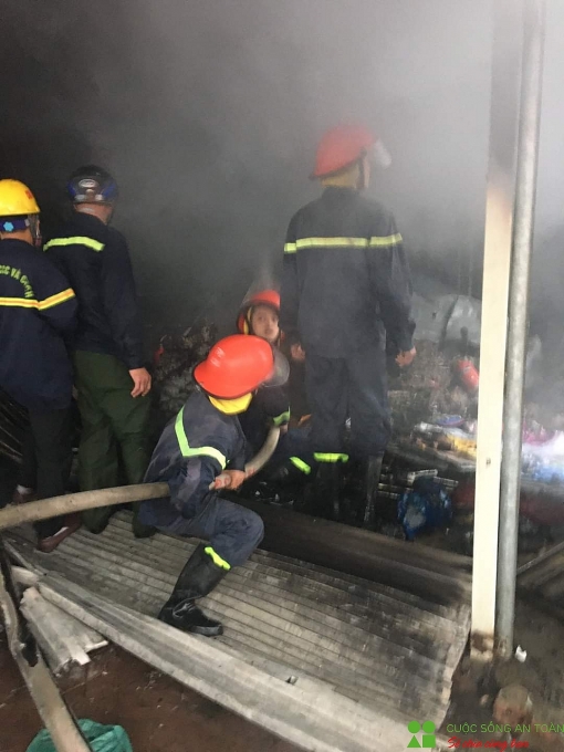 chay cho vung ven bien ngay mung 4 tet 7 ki ot bi thieu rui