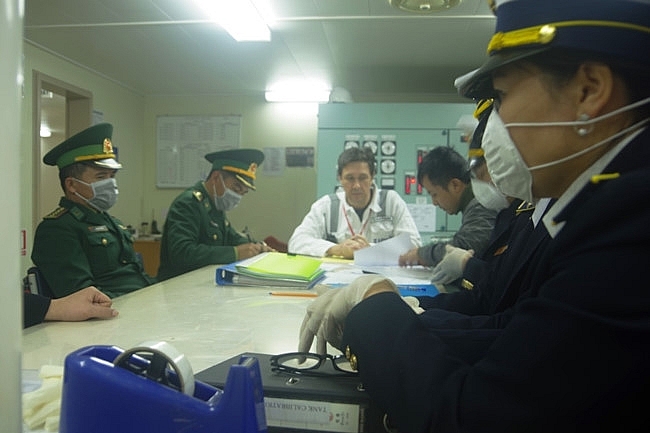 Ngừng cấp thị thực cho thuyền viên Trung Quốc khi đến cảng Vũng Áng phòng dịch Corona ngung cap thi thuc cho thuyen vien trung quoc khi den cang vung ang phong dich corona