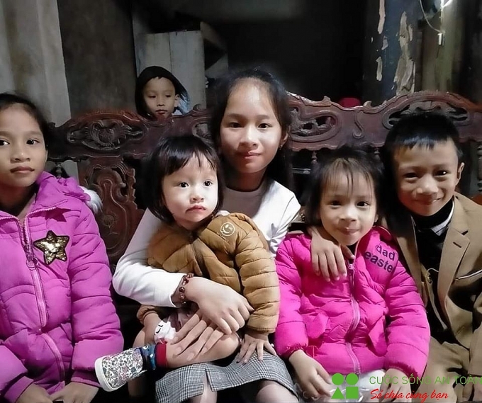 Một lao động người Hà Tĩnh đột tử ở Hàn Quốc, để lại 5 đứa con thơ dại mot lao dong nguoi ha tinh dot tu o han quoc de lai 5 dua con tho dai