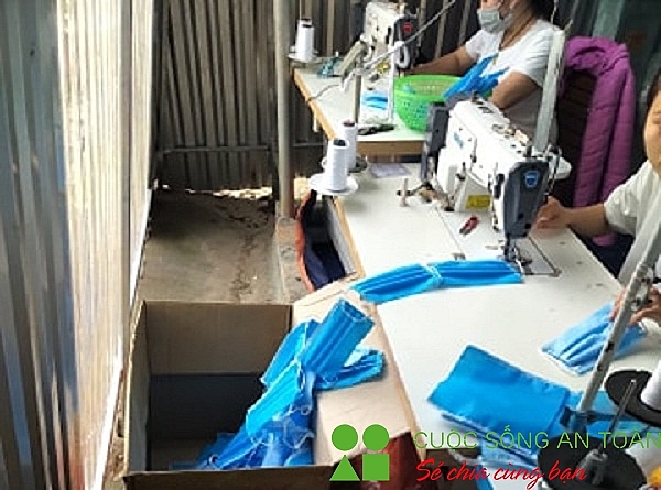 Chủ lò mổ mở xưởng sản xuất 30.000 khẩu trang y tế không đạt chuẩn chu lo mo mo xuong san xuat 30000 khau trang y te khong dat chuan