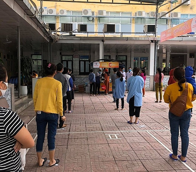 Những suất cơm, gian hàng 0 đồng ấm lòng bệnh nhân nghèo giữa mùa dịch nhung suat com gian hang 0 dong am long benh nhan ngheo giua mua dich