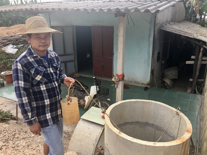 Xã có 2 công trình cấp nước sạch, người dân vẫn phải dùng nước sông xa co 2 cong trinh cap nuoc sach nguoi dan van phai dung nuoc song