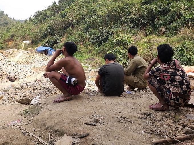 Những hầm vàng thổ phỉ và ẩn họa "chết người" giữa miền Tây xứ Nghệ nhung ham vang tho phi va an hoa chet nguoi giua mien tay xu nghe