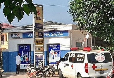 bi dien giat nhan vien ngan hang bidv o nghe an tu vong