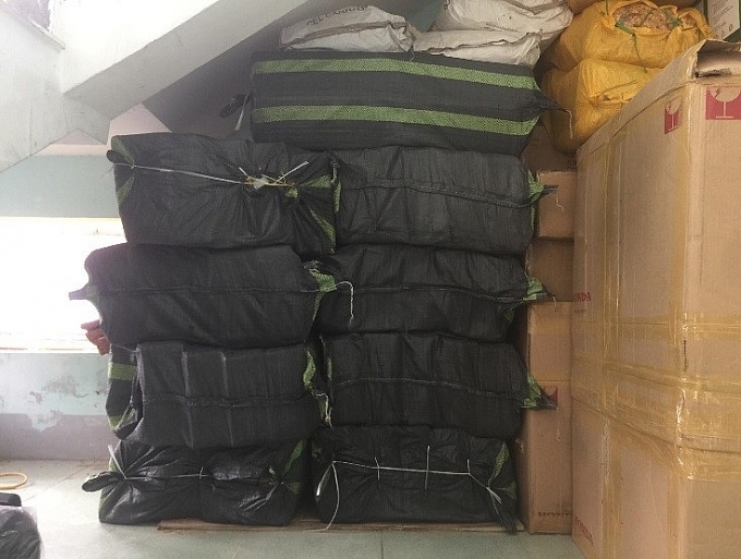 Liên tiếp thu giữ nhiều lô hàng thực phẩm nhập lậu từ Trung Quốc lien tiep thu giu nhieu lo hang thuc pham nhap lau tu trung quoc