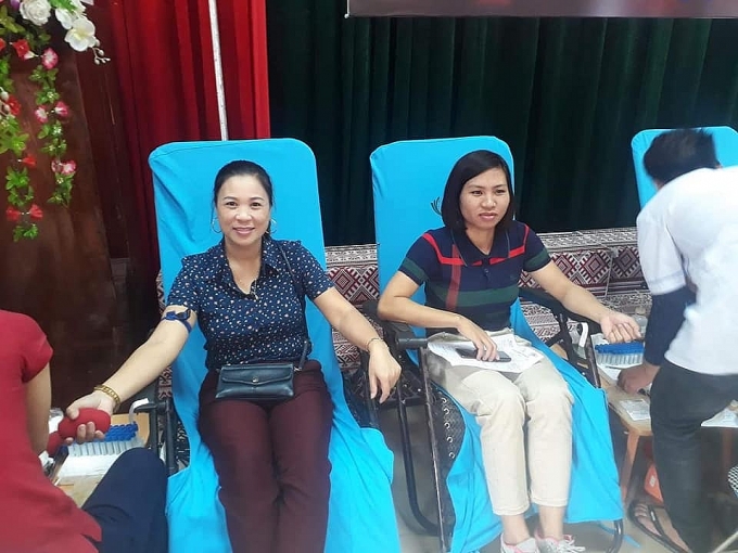 doi thuong gian di cua hieu truong truong mam non chau phong