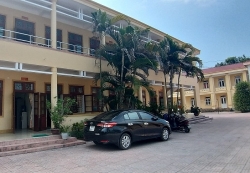 hanh hung nu dieu duong mot doi tuong vuong vong lao ly