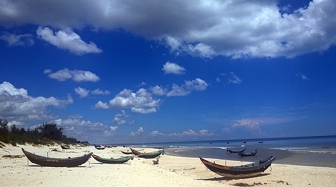 quang binh thu hoi hon 44000m2 dat rung ven bien de trien khai du an cua flc