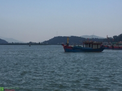 hot girl bi lua ban sang trung quoc quay ve lam tu ba