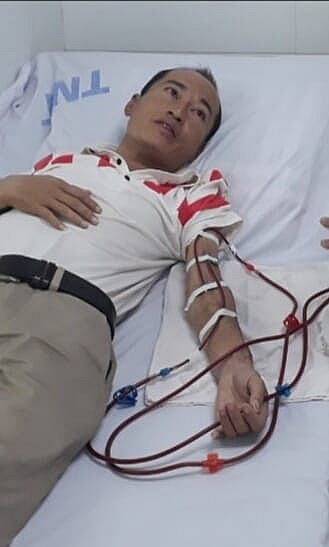 trao so tien 145 trieu cho thay giao 13 nam chay than