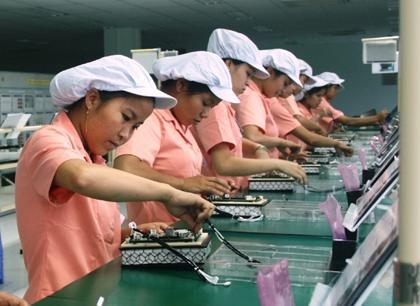 Xuân này con không về... Xuân này con không về...