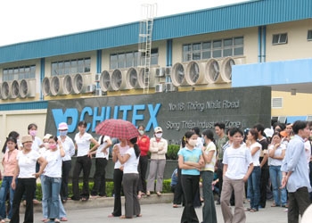 Đời sống công nhân Bình Dương: Ước mơ cũng gắn với nghề