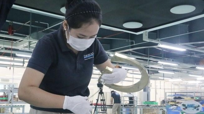 Lý do doanh nghiệp đã nâng lương, vẫn có tình trạng công nhân ngừng việc tập thể