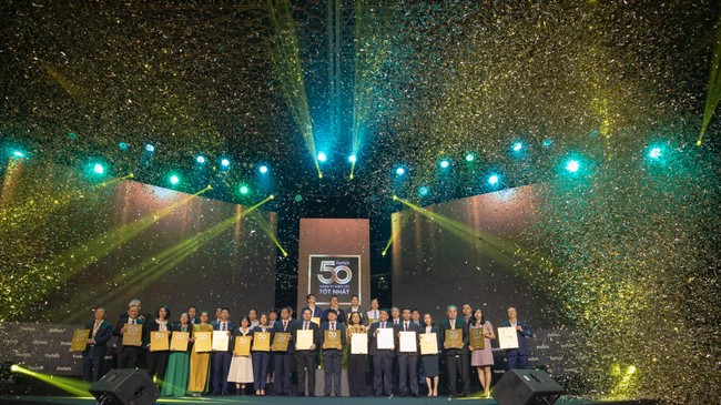 BIDV tiếp tục vào Top 50 công ty niêm yết tốt nhất Việt Nam BIDV tiếp tục vào Top 50 công ty niêm yết tốt nhất Việt Nam ảnh 1