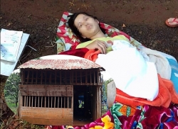 tu nam 2021 xe om phai deo the hanh nghe o nguc ao ben trai