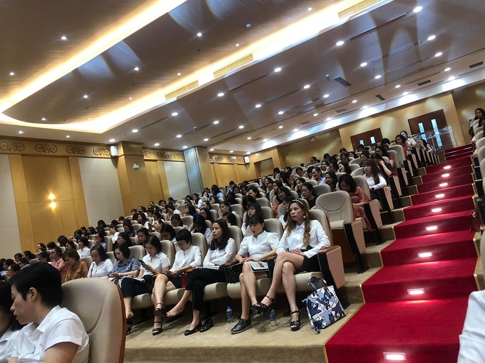 cham lo lao dong nu luon duoc cong doan ngan hang viet nam quan tam