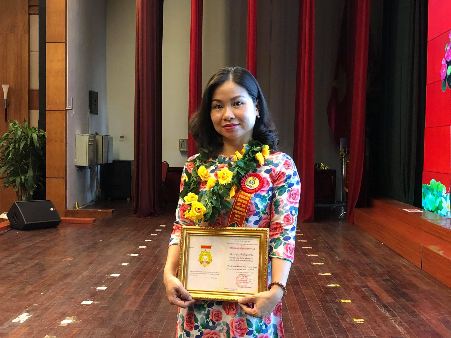 Liên đoàn Lao động thành phố Hải Phòng tổ chức Hội nghị biểu dương điển hình tiên tiến lien doan lao dong thanh pho hai phong to chuc hoi nghi bieu duong dien hinh tien tien