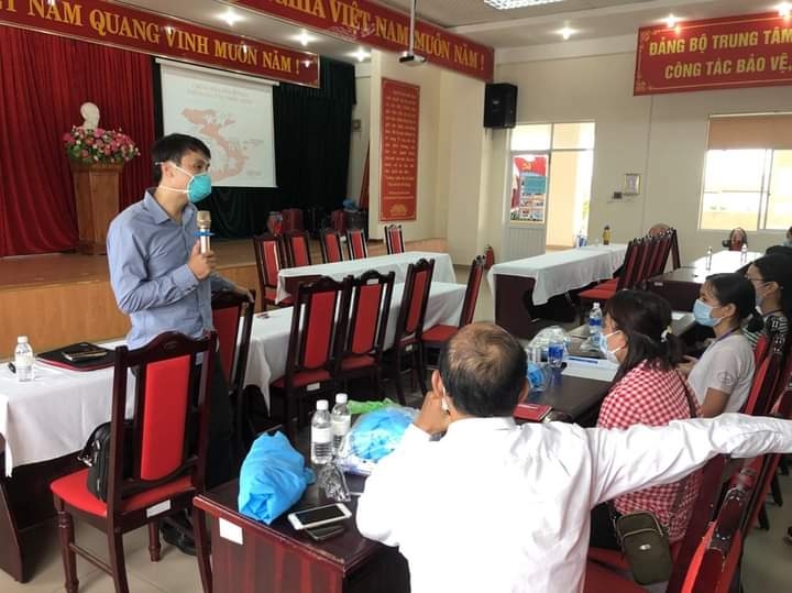 Kêu gọi hỗ trợ cán bộ y tế tăng cường chống dịch tại miền Trung keu goi ho tro can bo tang cuong chong dich tai mien trung