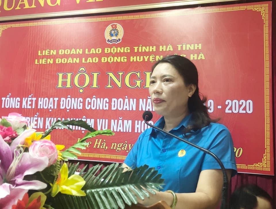 LĐLĐ huyện Lộc Hà vinh trao bằng khen vinh danh nhiều tập thể, cá nhân LĐLĐ huyện Lộc Hà vinh trao bằng khen vinh danh nhiều tập thể, cá nhân