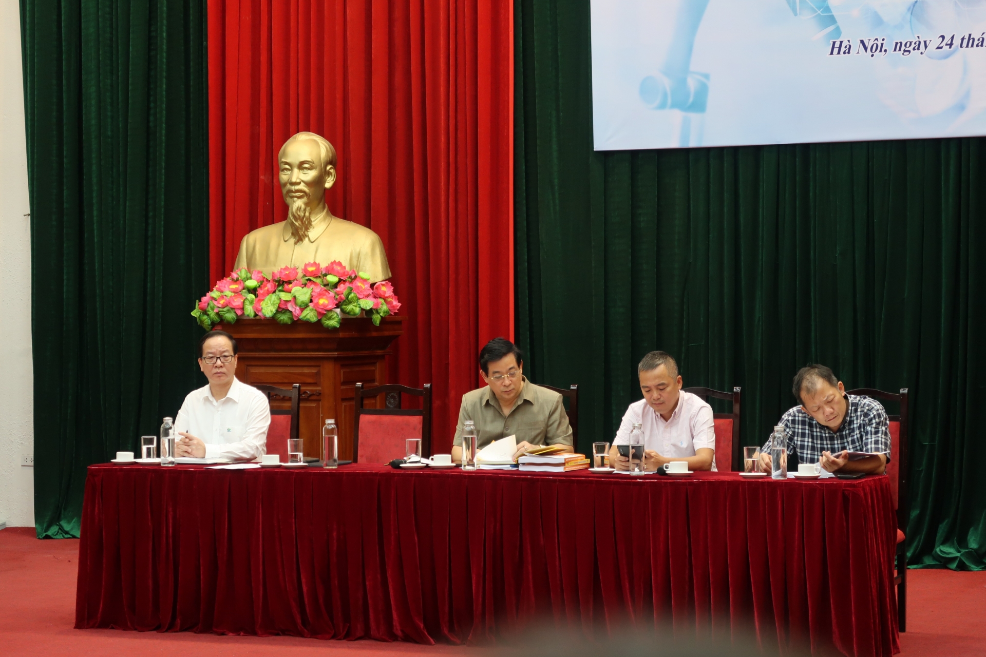 Khánh thành kết nối 1.000 bệnh viện khám, chữa bệnh từ xa