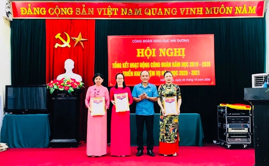 Tổng kết hoạt động công đoàn năm học 2019 - 2020