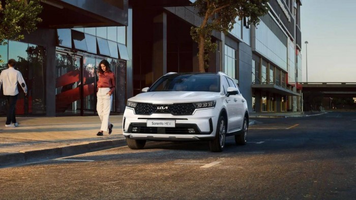 Kia Sorento hybrid được lắp ráp tại Việt Nam bởi Thaco Kia Sorento hybrid được lắp ráp tại Việt Nam bởi Thaco