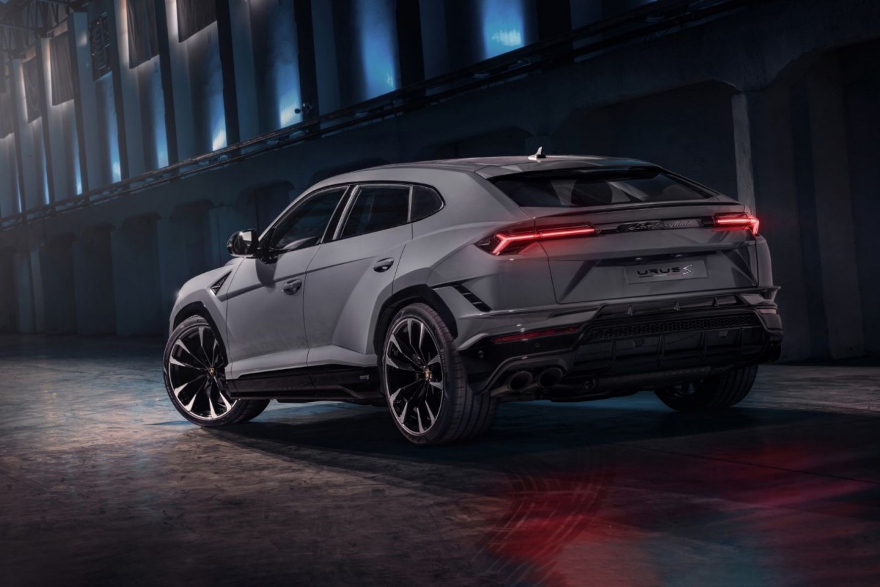 Lamborghini Urus S nhận đặt hàng tại Việt Nam với giá 14,3 tỷ đồng