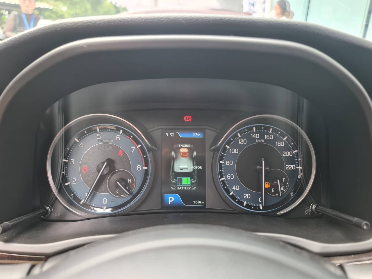 Suzuki Ertiga Hybrid 2022 ra mắt tại Việt Nam với giá 539 triệu đồng