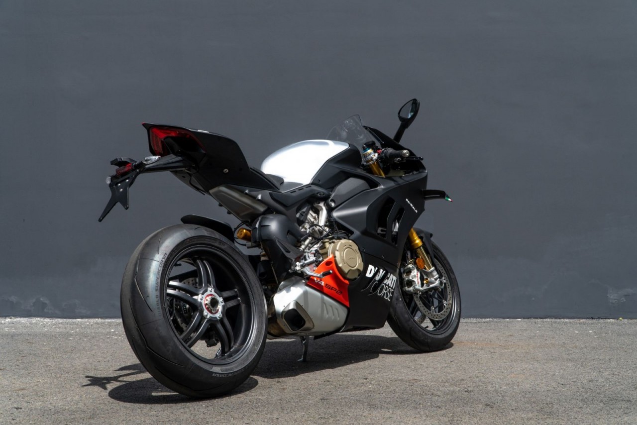 Ducati Panigale V4 SP2 đầu tiên về Việt Nam có giá 1,364 tỷ đồng