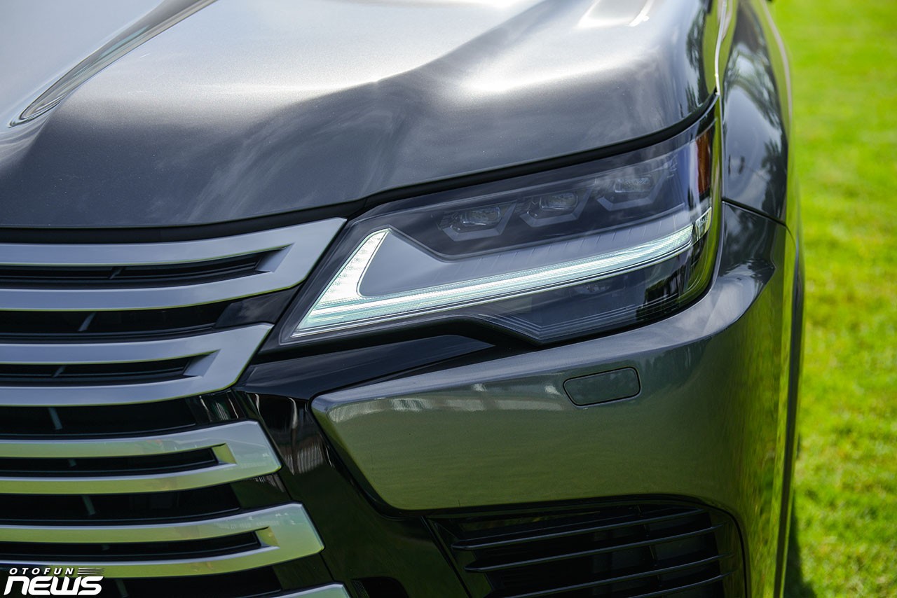 Hình chi tiết Lexus LX600 VIP giá 9,2 tỷ tại Việt Nam