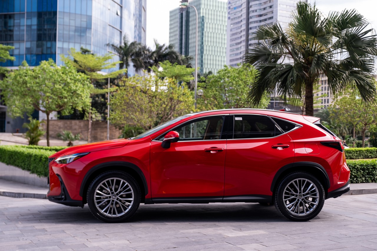 Triệu hồi Lexus NX350 để sửa lỗi phần mềm tại Việt Nam