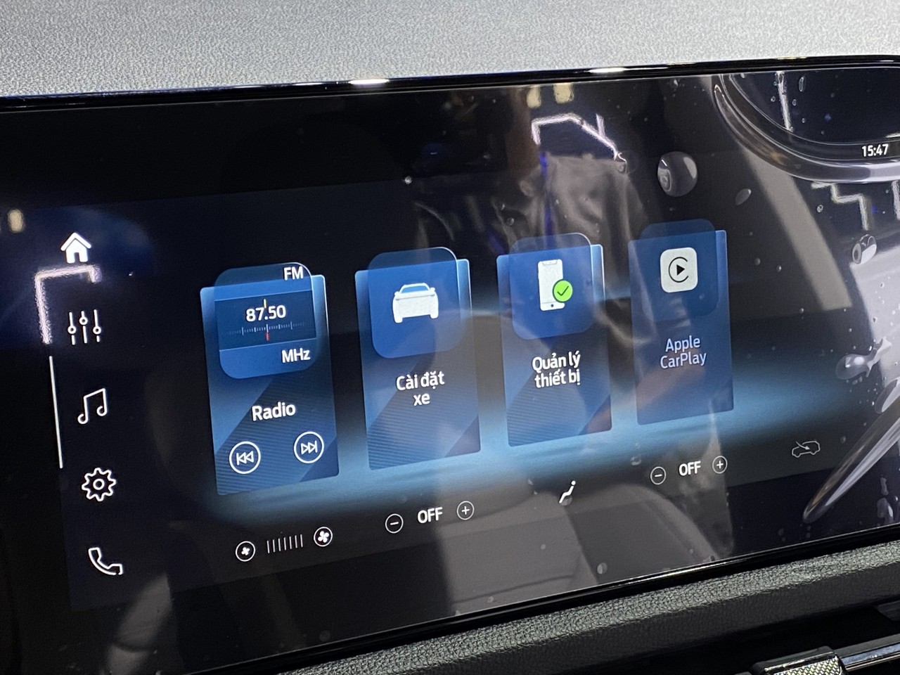 Ford Territory ra mắt: 3 phiên bản, giá bán 822-935 triệu đồng Ford Territory ra mắt: 3 phiên bản, giá bán 822 935 triệu đồng