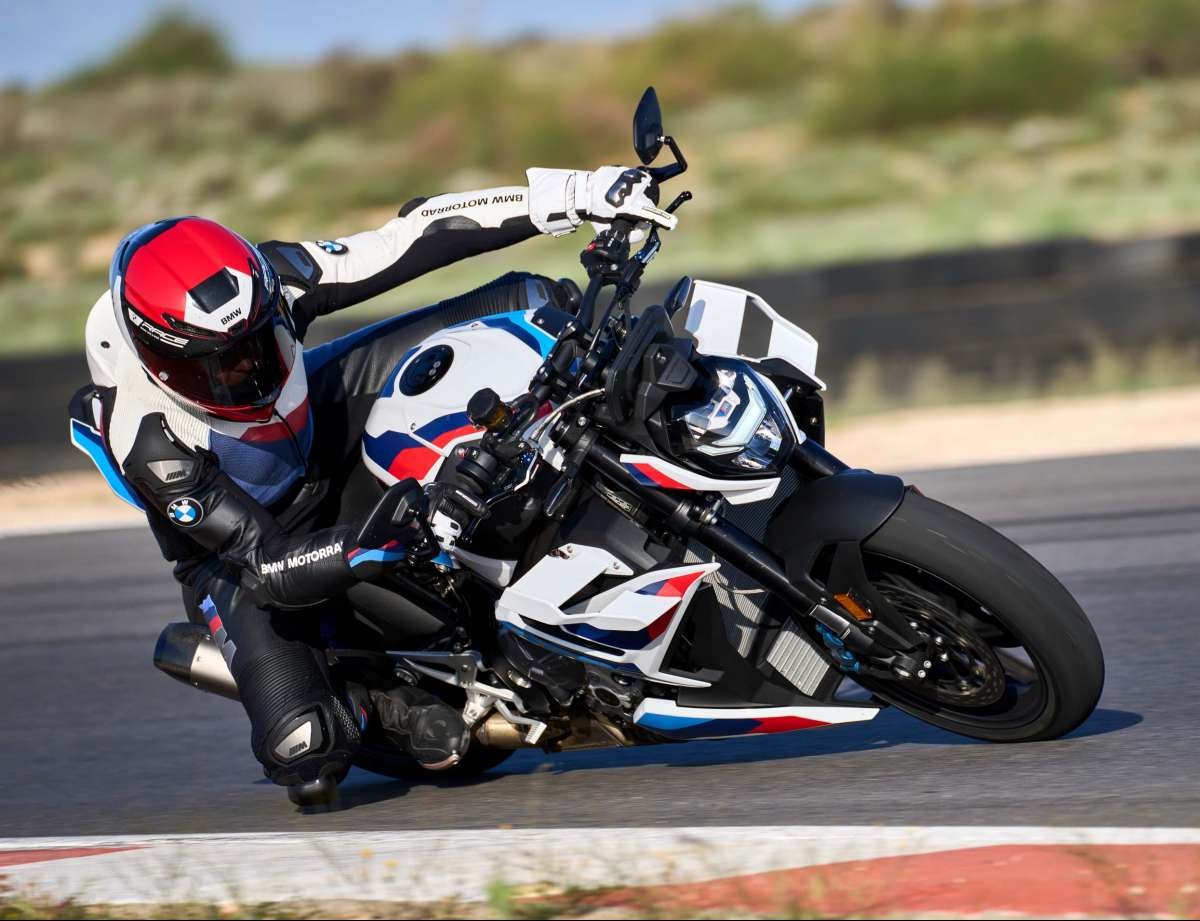 BMW Motorrad trình làng mẫu siêu mô tô M1000R hoàn toàn mới