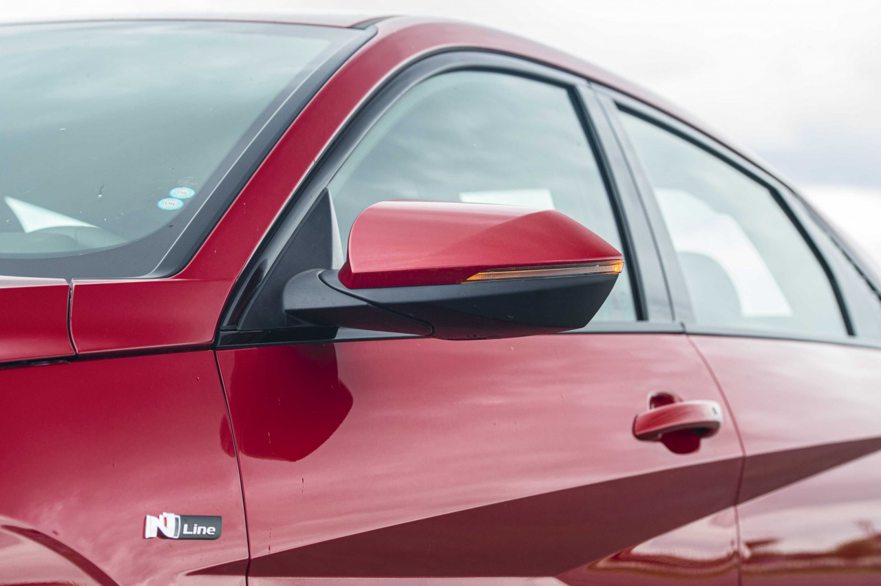 Hình chi tiết Hyundai Elantra N-Line 1.6 Turbo giá 799 triệu đồng Hình chi tiết Hyundai Elantra N Line 1.6 Turbo giá 799 triệu đồng