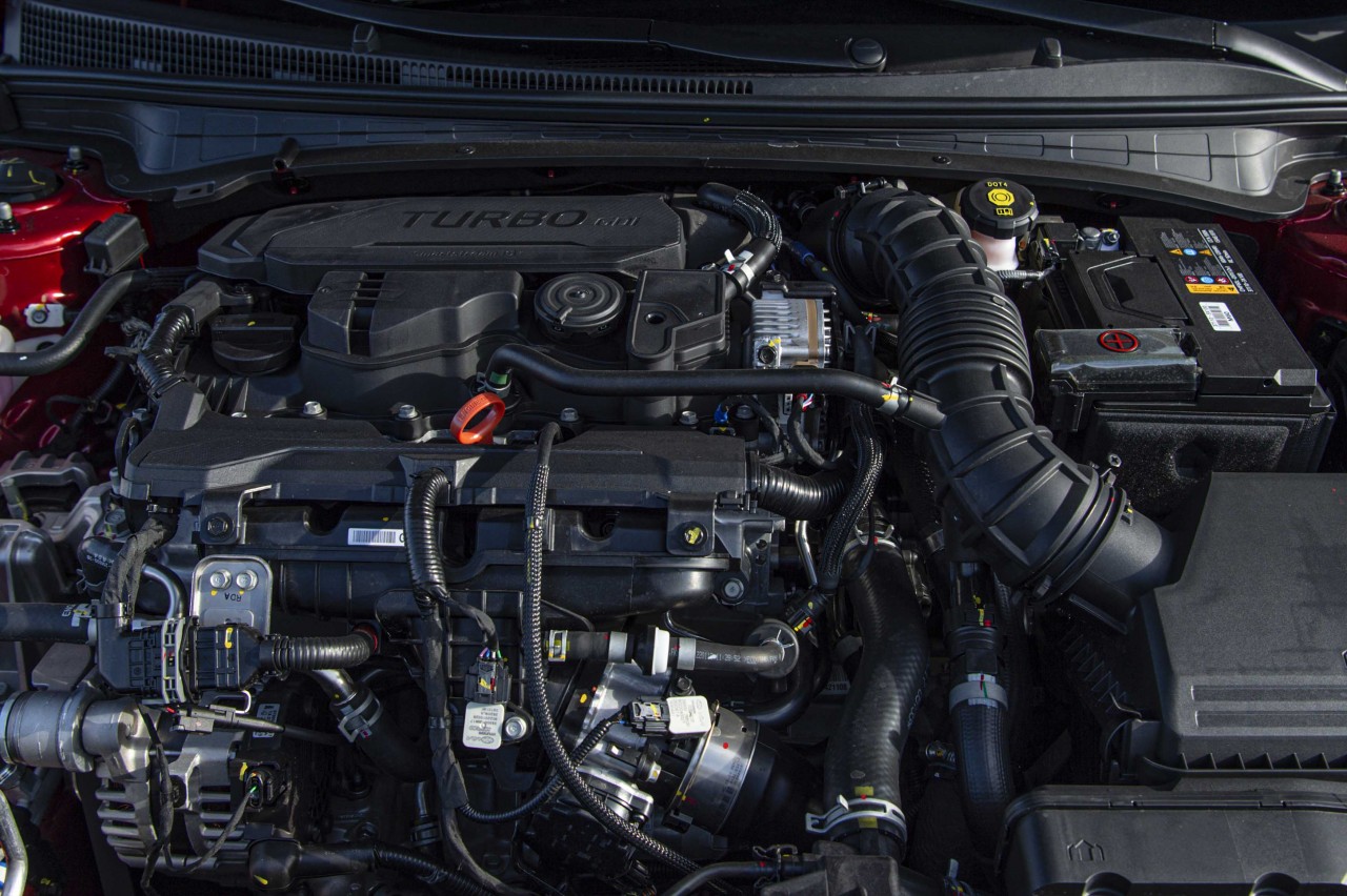 Hình chi tiết Hyundai Elantra N-Line 1.6 Turbo giá 799 triệu đồng Hình chi tiết Hyundai Elantra N-Line 1.6 Turbo giá 799 triệu đồng