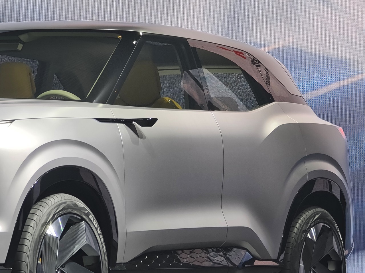 Mitsubishi lần đầu ra mắt xe concept tại Việt Nam “Mitsubishi XFC Concept”