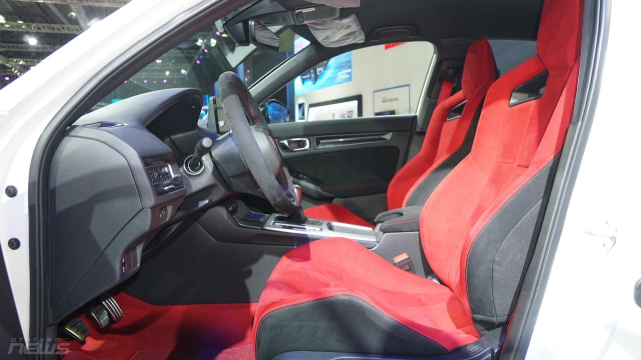 VMS 2022: Cận cảnh 'Xe đua' Honda Civic Type R công suất 315 mã lực