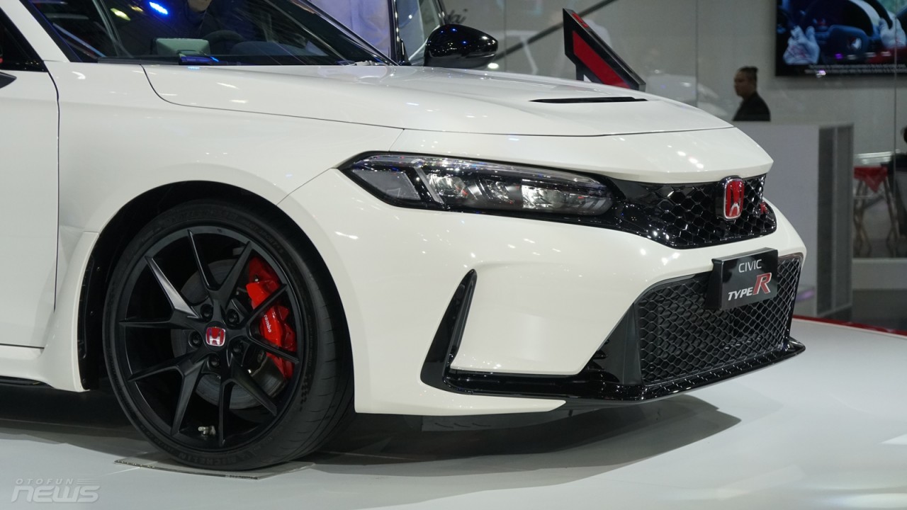 VMS 2022: Cận cảnh 'Xe đua' Honda Civic Type R công suất 315 mã lực