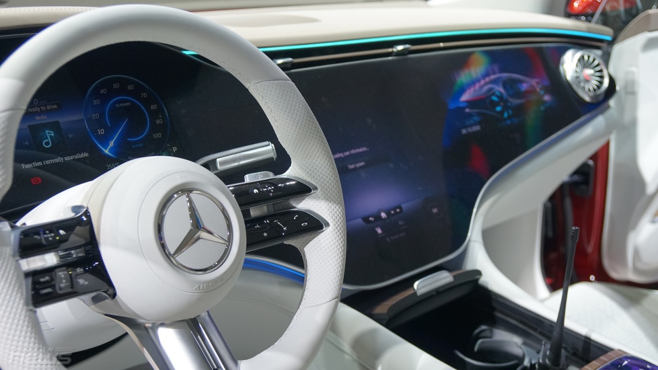 [VMS 2022] Mercedes-Benz giới thiệu sedan chạy điện EQS