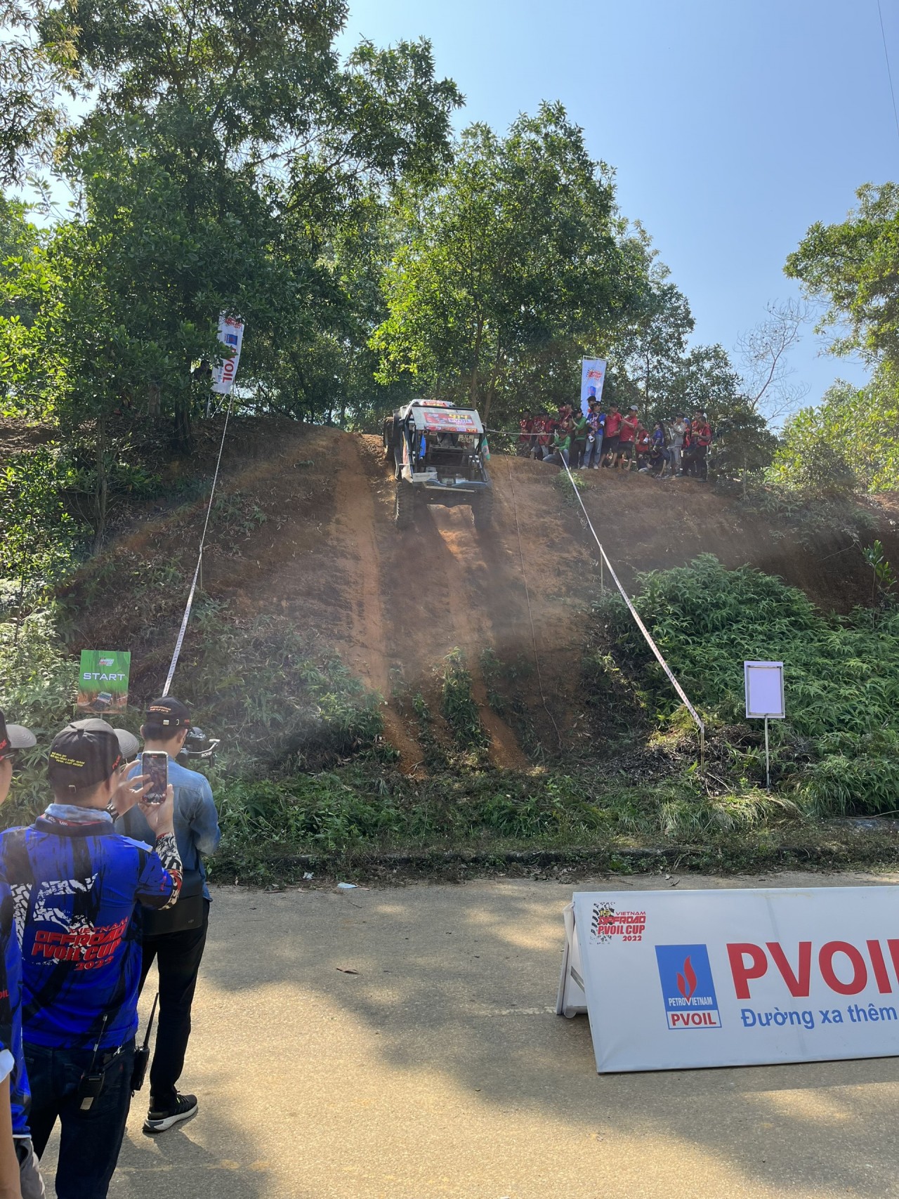 PVOIL VOC 2022: Đường 12 - kịch tính ngay từ lượt chạy đầu tiên