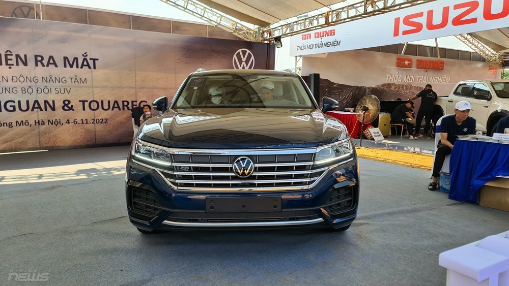 Gian hàng Volkswagen tại PVOIL VOC 2022 hút khách với bài lái thử Gymkhana Gian hàng Volkswagen tại PVOIL VOC 2022 hút khách với bài lái thử Gymkhana