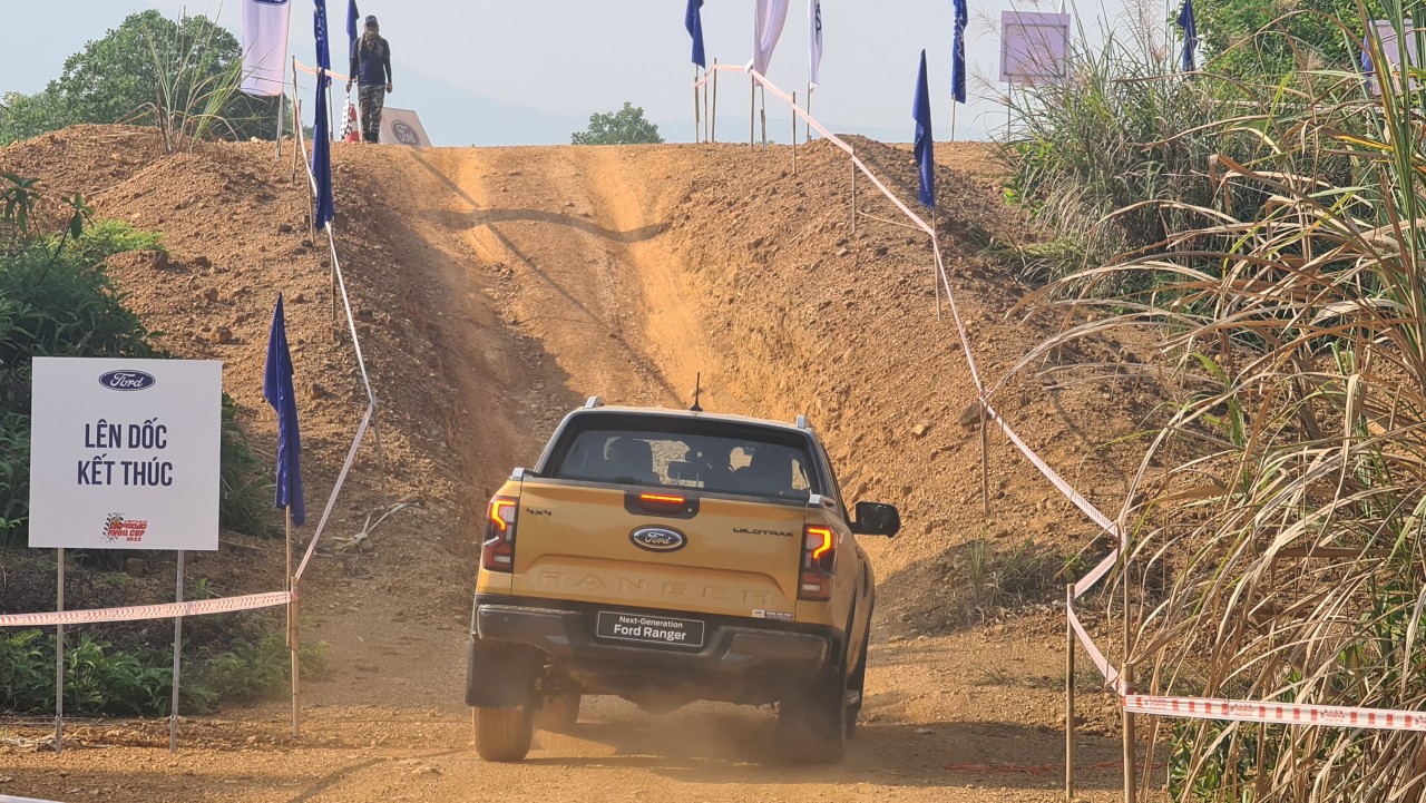 Tận hưởng trọn vẹn cảm giác off-road cùng Ford Ranger thế hệ mới