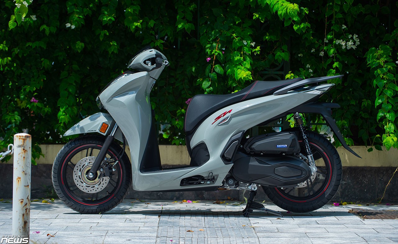 Cuối năm, Honda SH chênh giá tới gần 30 triệu đồng
